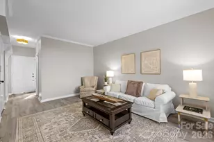5941 Quail Hollow Rd, Charlotte, NC 28210 - Photo 3