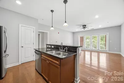 1903 Kenilworth Avenue #203A, Charlotte, NC 28203 - Photo 9