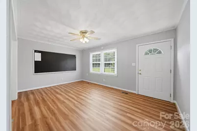 9357 Keller Avenue, Hildebran, NC 28637 - Photo 7