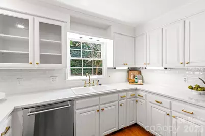 5901 Grosner Place, Charlotte, NC 28211 - Photo 17