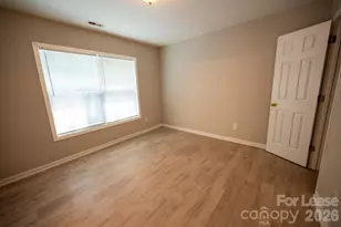 5351 Esther Ln, Charlotte, NC 28214 - Photo 7