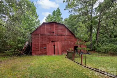 5139 E Dixon Boulevard, Kings Mountain, NC 28086 - Photo 25