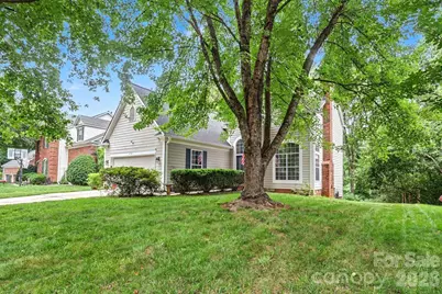 4710 Kirkgard Trail, Charlotte, NC 28269 - Photo 3