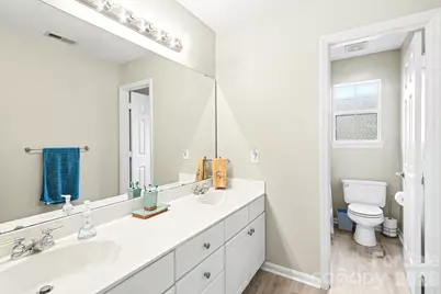 4710 Kirkgard Trail, Charlotte, NC 28269 - Photo 29