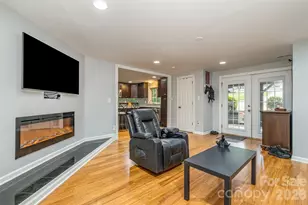 6200 Old Providence Rd, Charlotte, NC 28226 - Photo 17