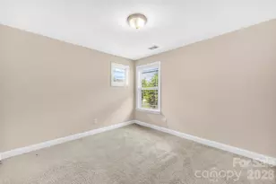1042 Dina Dr, Fort Mill, SC 29708 - Photo 25