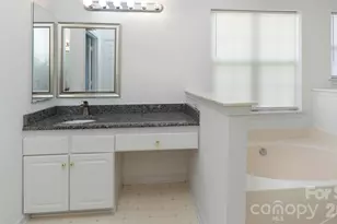 11807 Song Sparrow Ln, Charlotte, NC 28269 - Photo 19