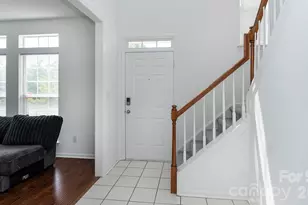 11807 Song Sparrow Ln, Charlotte, NC 28269 - Photo 3