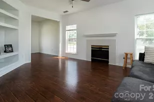 11807 Song Sparrow Ln, Charlotte, NC 28269 - Photo 7