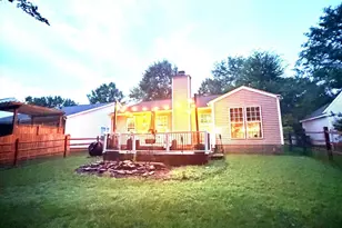 4313 Bubbling Brook Ct, Charlotte, NC 28278 - Photo 3