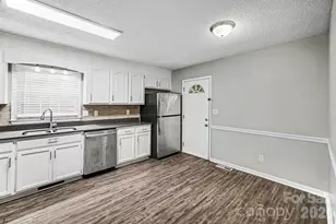 505 S 13th St, Bessemer City, NC 28016 - Photo 5