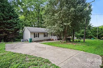 505 S 13th Street, Bessemer City, NC 28016 - Photo 3