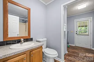 3015 Farm Pond Ln, Granite Falls, NC 28630 - Photo 21