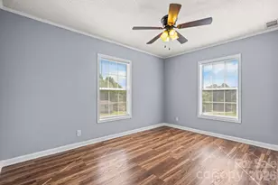 3015 Farm Pond Ln, Granite Falls, NC 28630 - Photo 23