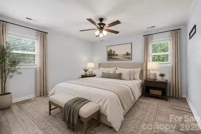 9902 Forest Drive, Charlotte, NC 28216 - Photo 21