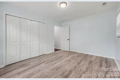 9902 Forest Drive, Charlotte, NC 28216 - Photo 27