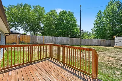 9902 Forest Drive, Charlotte, NC 28216 - Photo 35