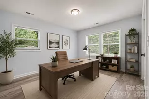 9902 Forest Dr, Charlotte, NC 28216 - Photo 25