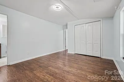9902 Forest Drive, Charlotte, NC 28216 - Photo 29