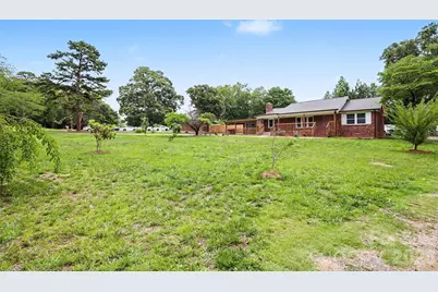9902 Forest Drive, Charlotte, NC 28216 - Photo 39