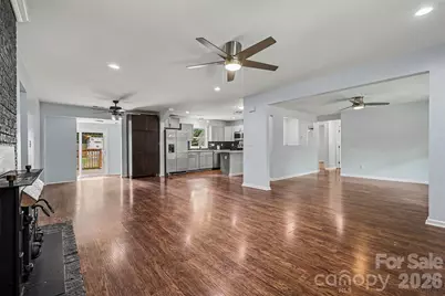 9902 Forest Drive, Charlotte, NC 28216 - Photo 9