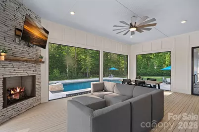 15600 Huntingtowne Village Road, Huntersville, NC 28078 - Photo 11