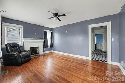 517 N Carolina Avenue, Maiden, NC 28650 - Photo 5