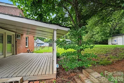 517 N Carolina Avenue, Maiden, NC 28650 - Photo 17