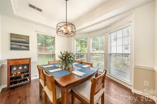12245 Sutters Hill Ct, Charlotte, NC 28269 - Photo 11