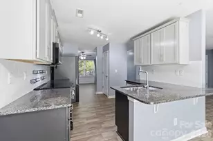 5904 Ellimar Field Ln, Charlotte, NC 28215 - Photo 11