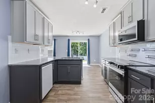 5904 Ellimar Field Ln, Charlotte, NC 28215 - Photo 13