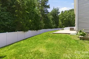 5904 Ellimar Field Ln, Charlotte, NC 28215 - Photo 35