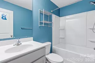 5904 Ellimar Field Ln, Charlotte, NC 28215 - Photo 17