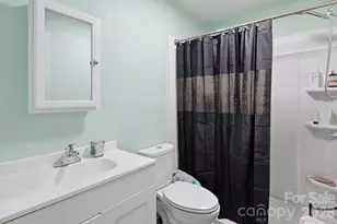104 Jody St, East Flat Rock, NC 28726 - Photo 9