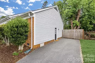7441 Riding Trail Rd, Charlotte, NC 28212 - Photo 31