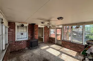 1420 Waybridge Ln, Winston Salem, NC 27103 - Photo 9