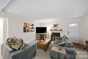 6049 Green Forest Dr, Charlotte, NC 28212 - Photo 3