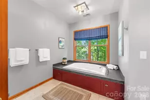 350 Winding Rdg Rd, Black Mountain, NC 28711 - Photo 15