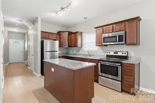 143 High Bluff Cir, Mooresville, NC 28115 - Photo 5