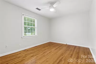 525 Wakefield Drive, Charlotte, NC 28209 - Photo 21