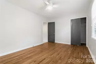 525 Wakefield Dr, Charlotte, NC 28209 - Photo 25