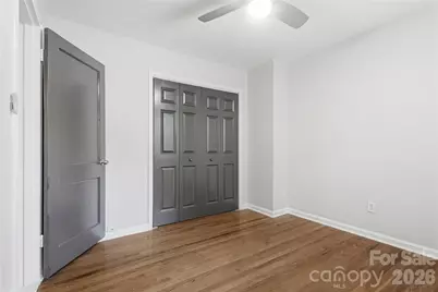 525 Wakefield Drive, Charlotte, NC 28209 - Photo 29