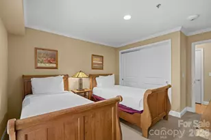 301 Bowling Park Rd, Asheville, NC 28803 - Photo 13