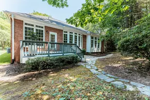 9425 Briarwick Ln, Charlotte, NC 28277 - Photo 27
