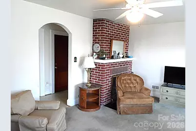 107 W Concord Street, Morganton, NC 28655 - Photo 3