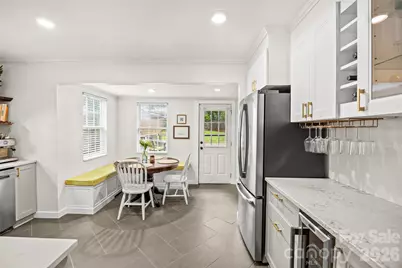 3225 Commonwealth Avenue, Charlotte, NC 28205 - Photo 9