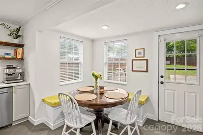 3225 Commonwealth Avenue, Charlotte, NC 28205 - Photo 11