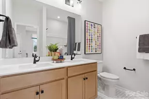 7129 Archimedes Ln, Charlotte, NC 28216 - Photo 3
