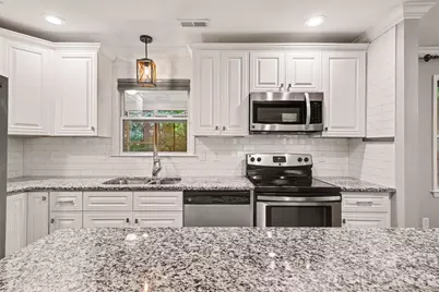 7111 Cedar Lake Court, Charlotte, NC 28226 - Photo 5