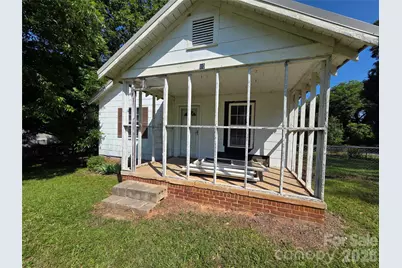 10 Wilson Avenue, Great Falls, SC 29055 - Photo 1